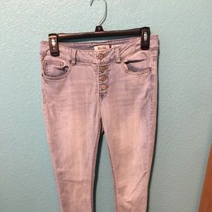 Skinny fit size 7 Mudd jeans